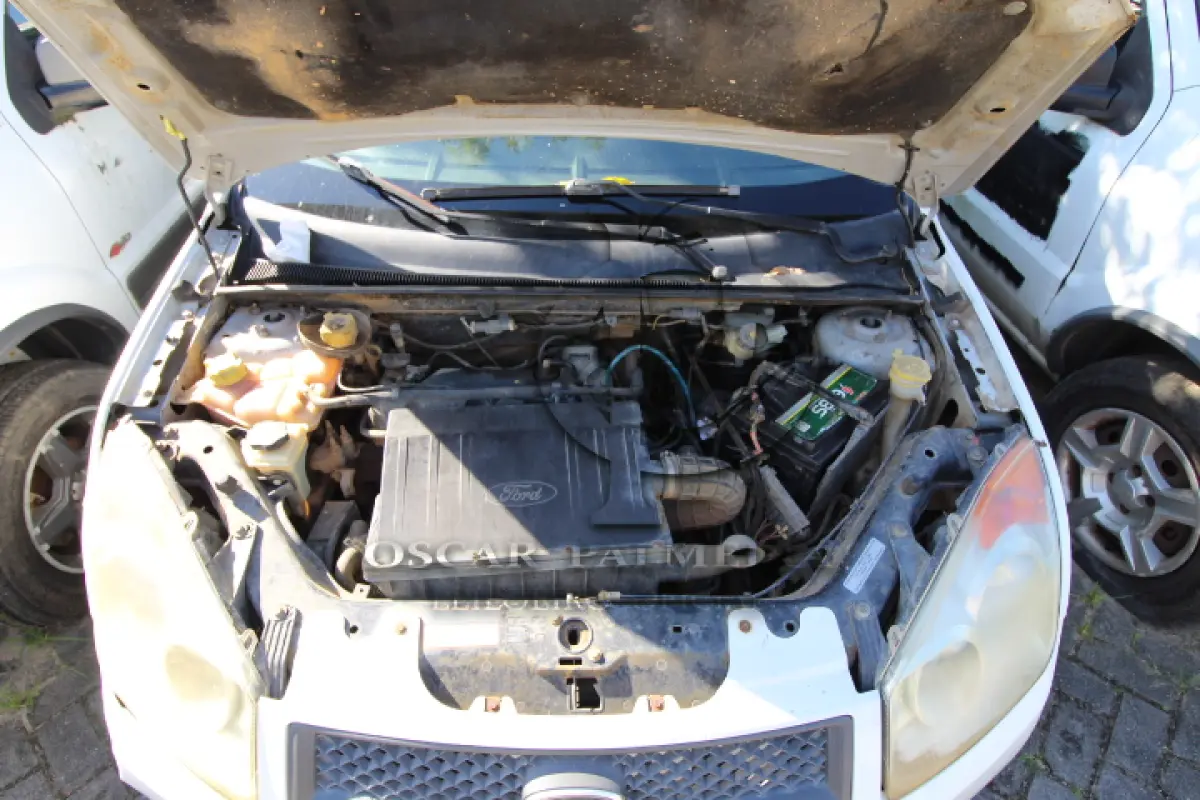 LOTE 014 - VEÍCULO: MARCA/MODELO: FORD/FIESTA 1.6 FLEX; FAB/MOD: 2009/2009; PLACA: JSN1844; CHASSI: 9BFZF55P098434481