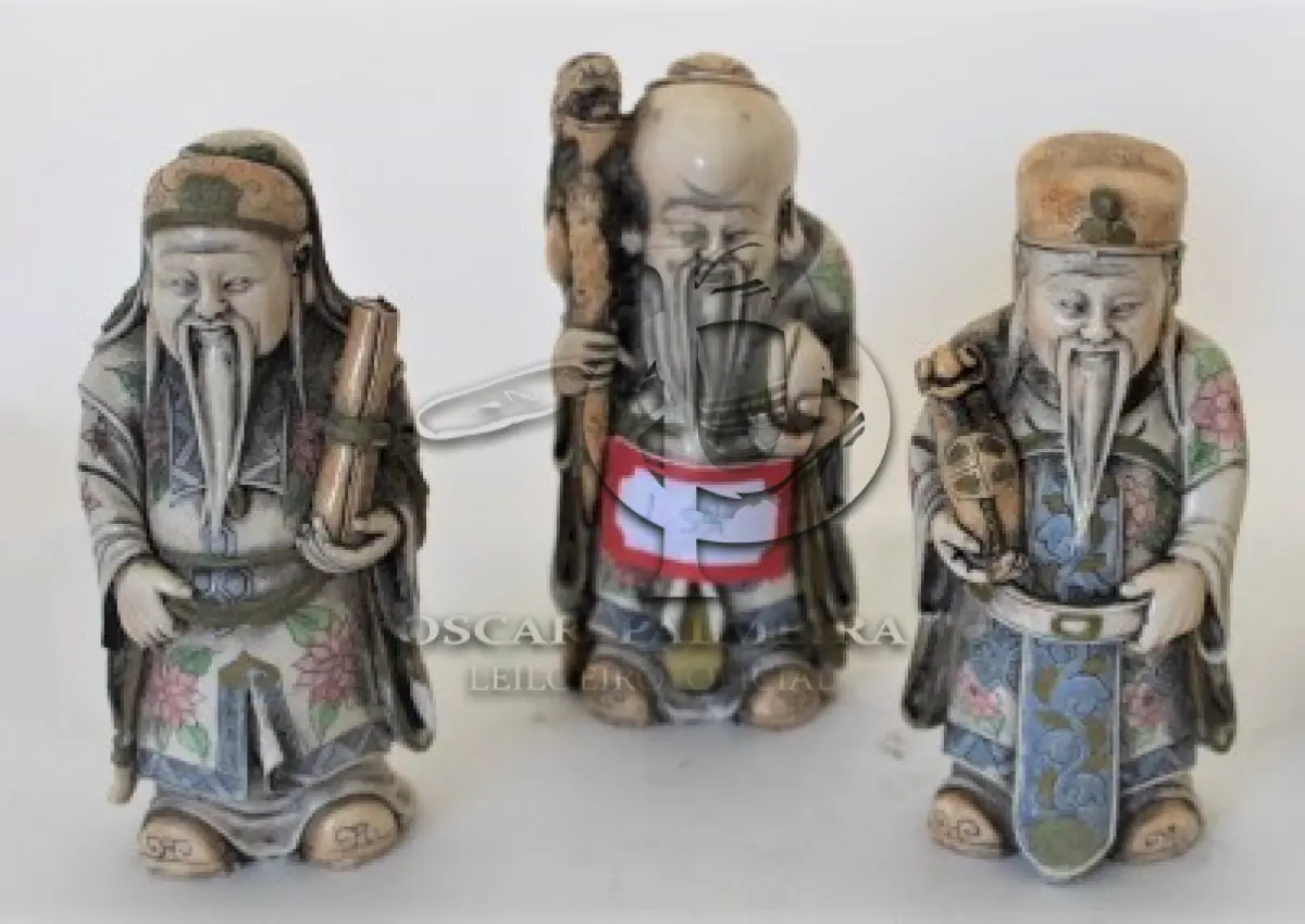 LOTE 059 - PEÇA DE DECORAÇÃO