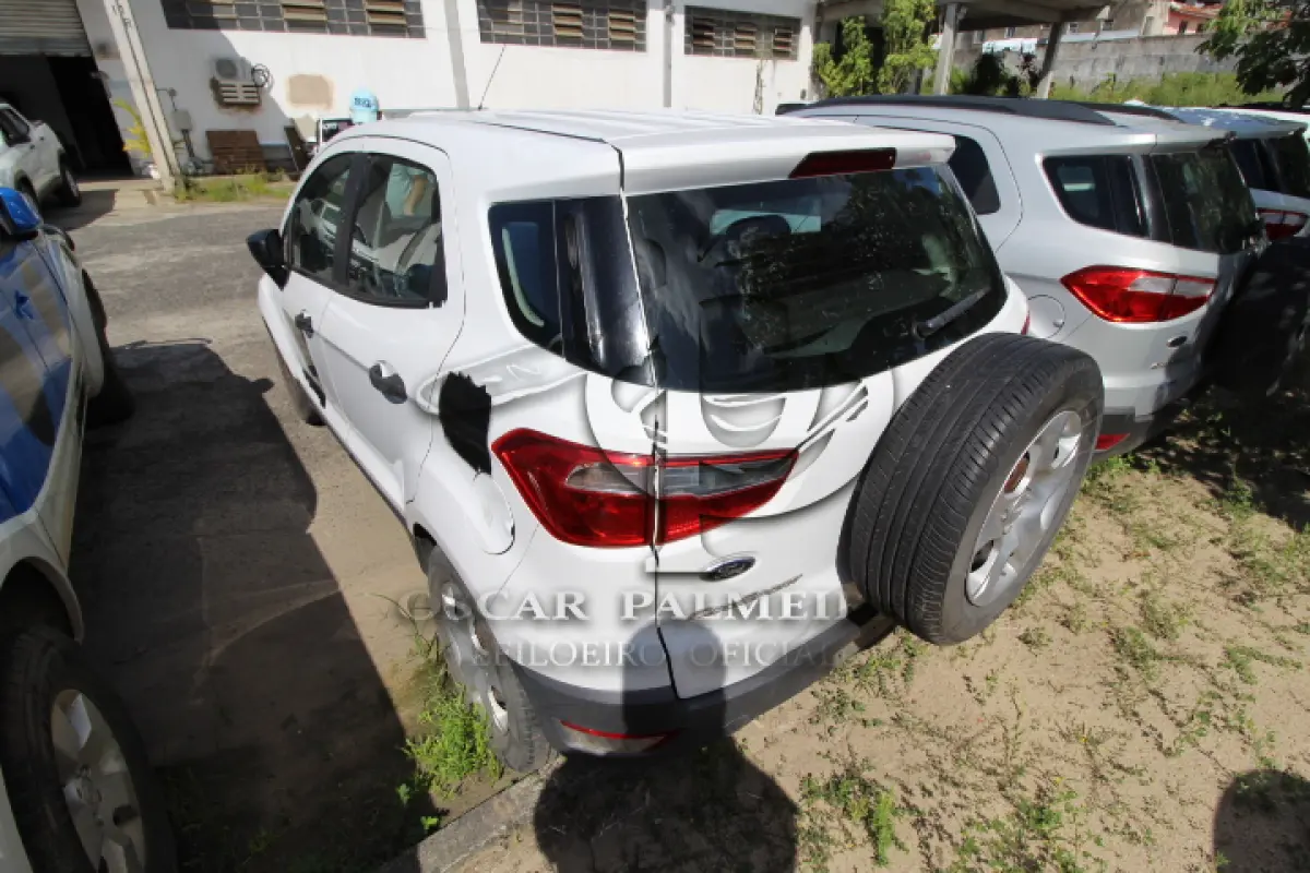 LOTE 066 - VEÍCULO; MARCA/MODELO: FORD/ECOSPORT S 1.6 FAB/MOD: 2012/2013 PLACA: OKQ6636 CHASSI: 9BFZB55P8D8764843