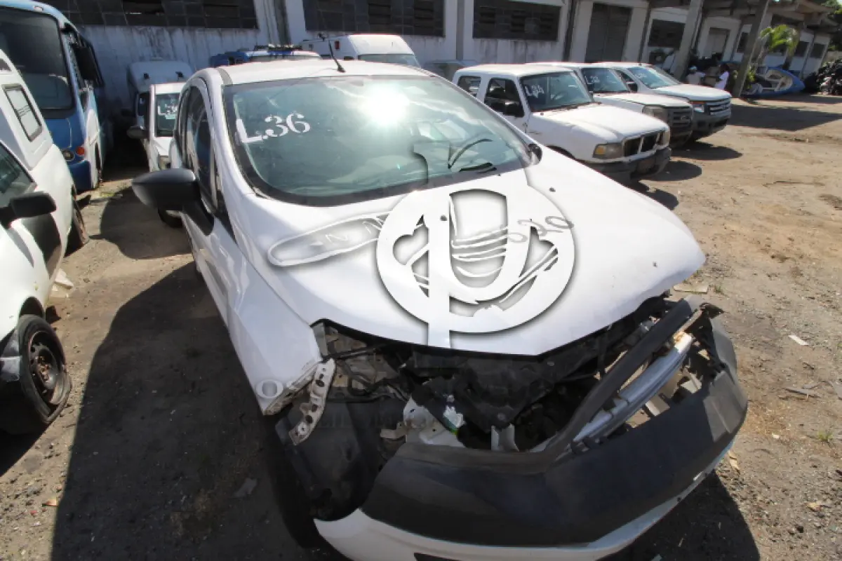 LOTE 036 - SUCATA DE VEÍCULOS:    FIESTA FLEX, CHASSI 9BFZF55A8B8106887    ECOSPORT S 1.6, CHASSI 9BFZB55P7D8818620    COURIER RONTAN, CHASSI  9BFZC52P4BB898119