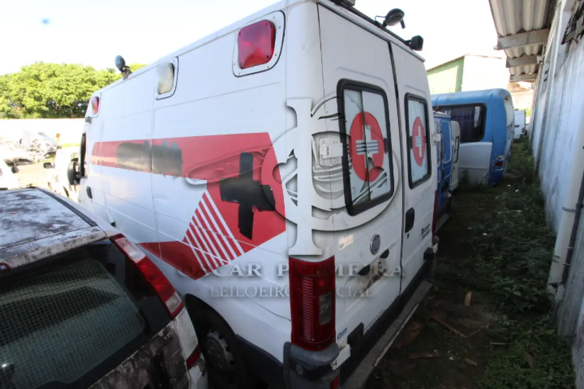 LOTE 034 - SUCATA DE VEÍCULOS:    RANGER XL 13P, CHASSI 8AFER13P19J210889 (MOTOR SEM CONDIÇÃO DE UTILIZAÇÃO)    DUCATO MC RONTAN AMB, CHASSI 93W245G34B2057207