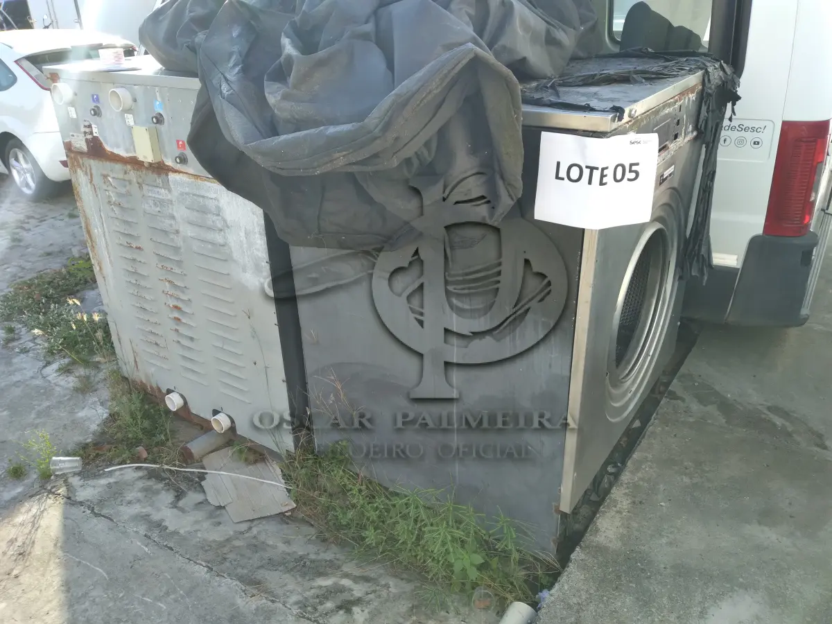 LOTE 005 - EQUIPAMENTOS