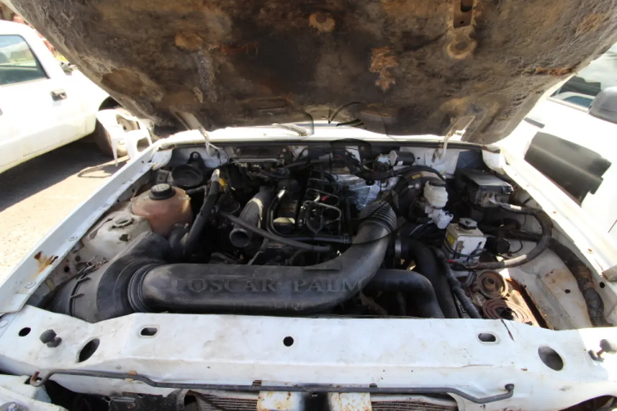 LOTE 123 - VEÍCULO; MARCA/MODELO: I/FORD RANGER XL 13P FAB/MOD: 2008/2008 PLACA: JRI4865 CHASSI: 8AFER13P58J164515