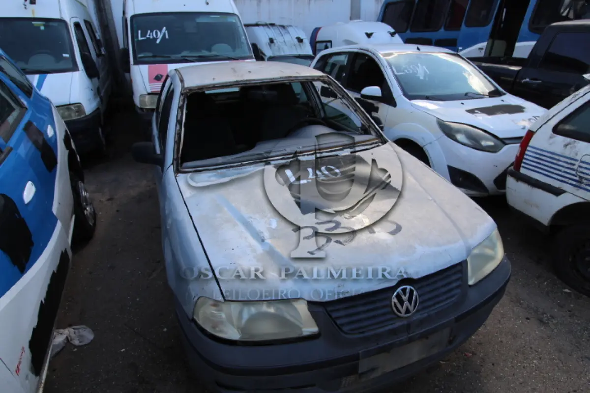 LOTE 040 - SUCATA DE VEÍCULOS:    DUCATO MC RONTAN, CHASSI 93W245G34B2056975    GOL PATRULHEIRO 1.5, CHASSI 9BWCB05X95P063373