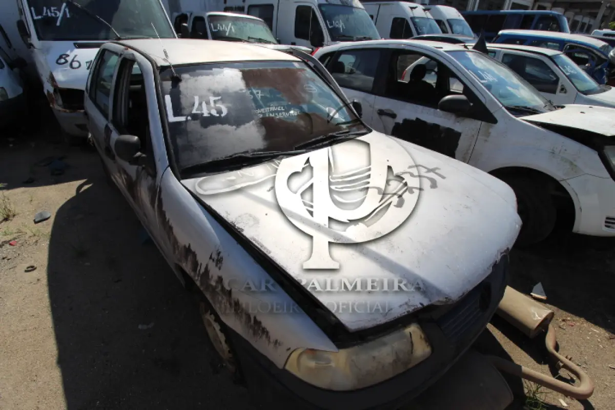 LOTE 045 - SUCATA DE VEÍCULOS:    GOL PATRULHEIRO 1.6, CHASSI 9BWCB05X15P063237 (MOTOR SEM CONDIÇÃO DE UTILIZAÇÃO)    413CDI SPRINTERF, CHASSI 8AC9046638A978614