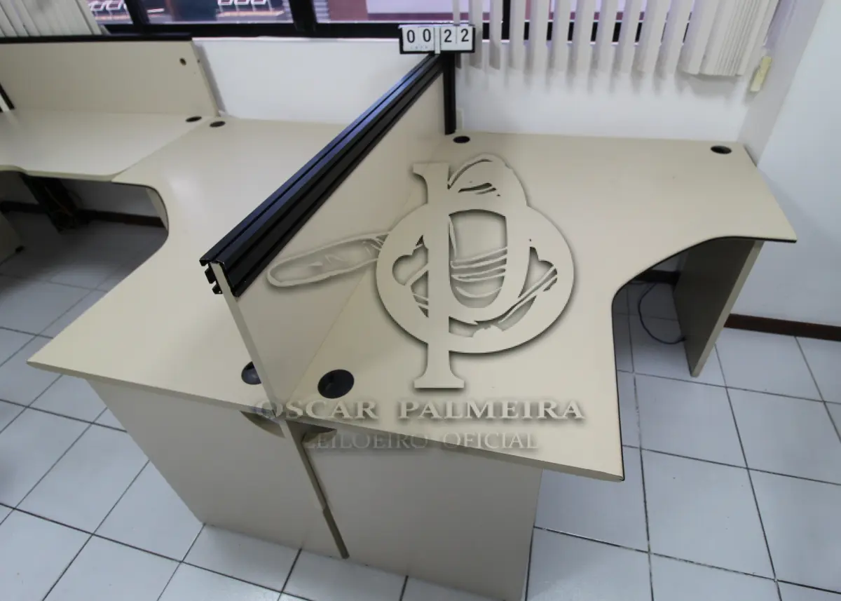 LOTE 022 - LOTE - 0022 - MESA EM L ESTAÇÃO DE TRABALHO CONJ. 2 PÇS.