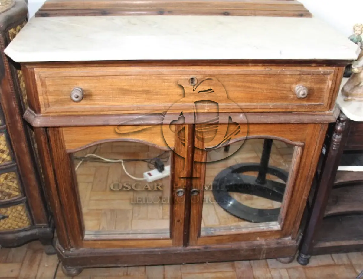 LOTE 238 - PENTEADEIRA