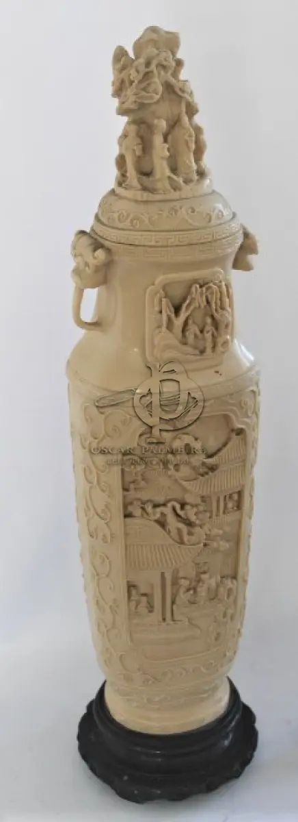 LOTE 137 - PEÇA DE DECORAÇÃO