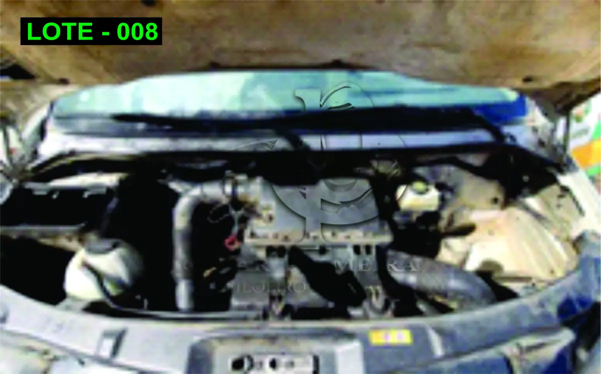 LOTE 008 - VEÍCULO - MERCEDES-BENS SPRINTER, 2014/2014, DIESEL, DÉBITO POR CONTA DO ARREMATANTE R$ 10.340,19.