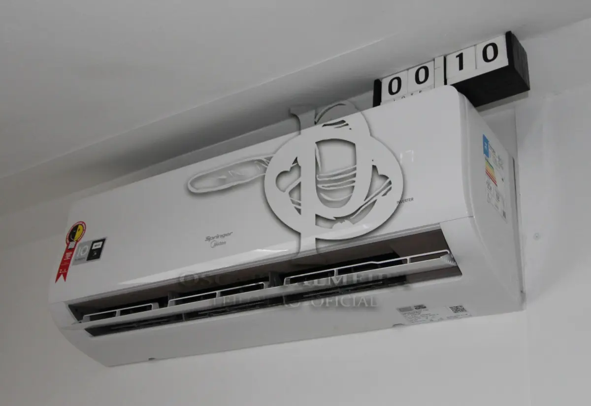 LOTE 010 - LOTE - 0010 - AR CONDICIONADO 18.000 BTU'S