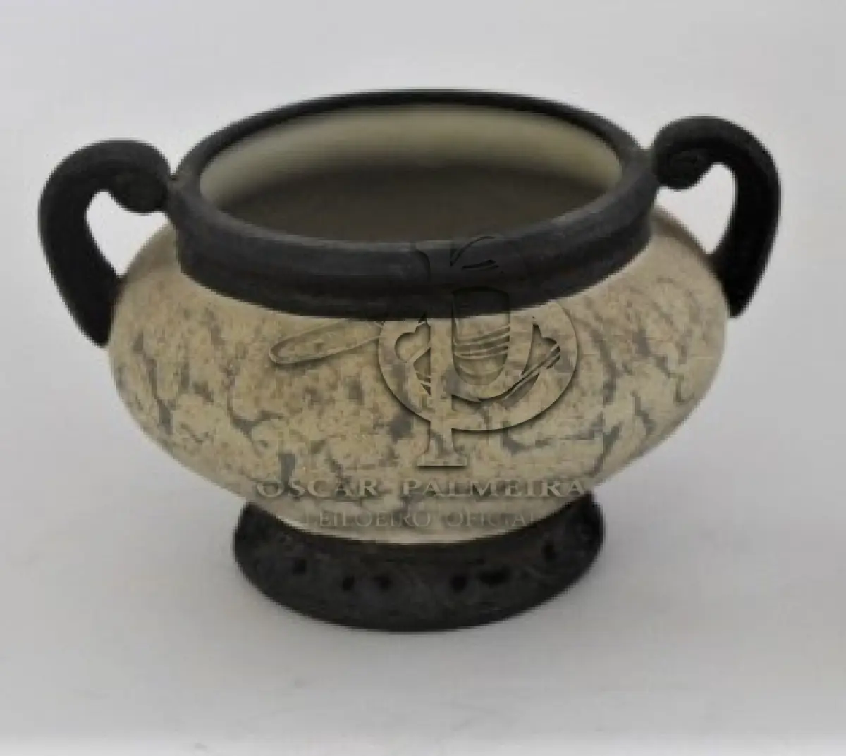 LOTE 086 - POTE