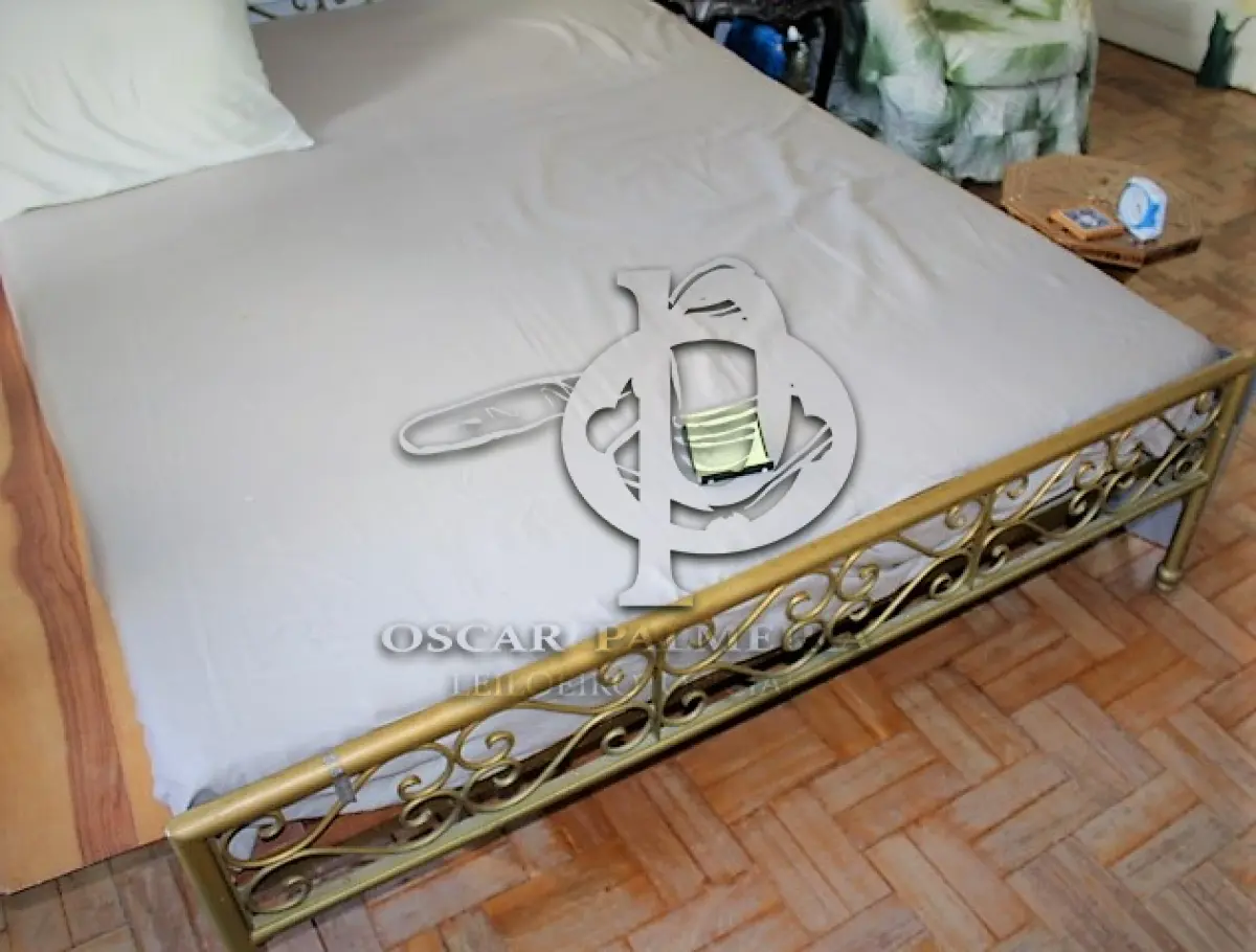 LOTE 236 - CAMA