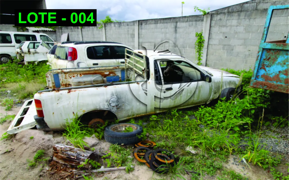 LOTE 004 - VEÍCULO - FORD COURIER PICAPE, 2011/2012, ALCOOL/GASOLINA.