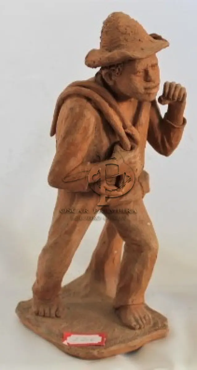 LOTE 206 - ESCULTURA