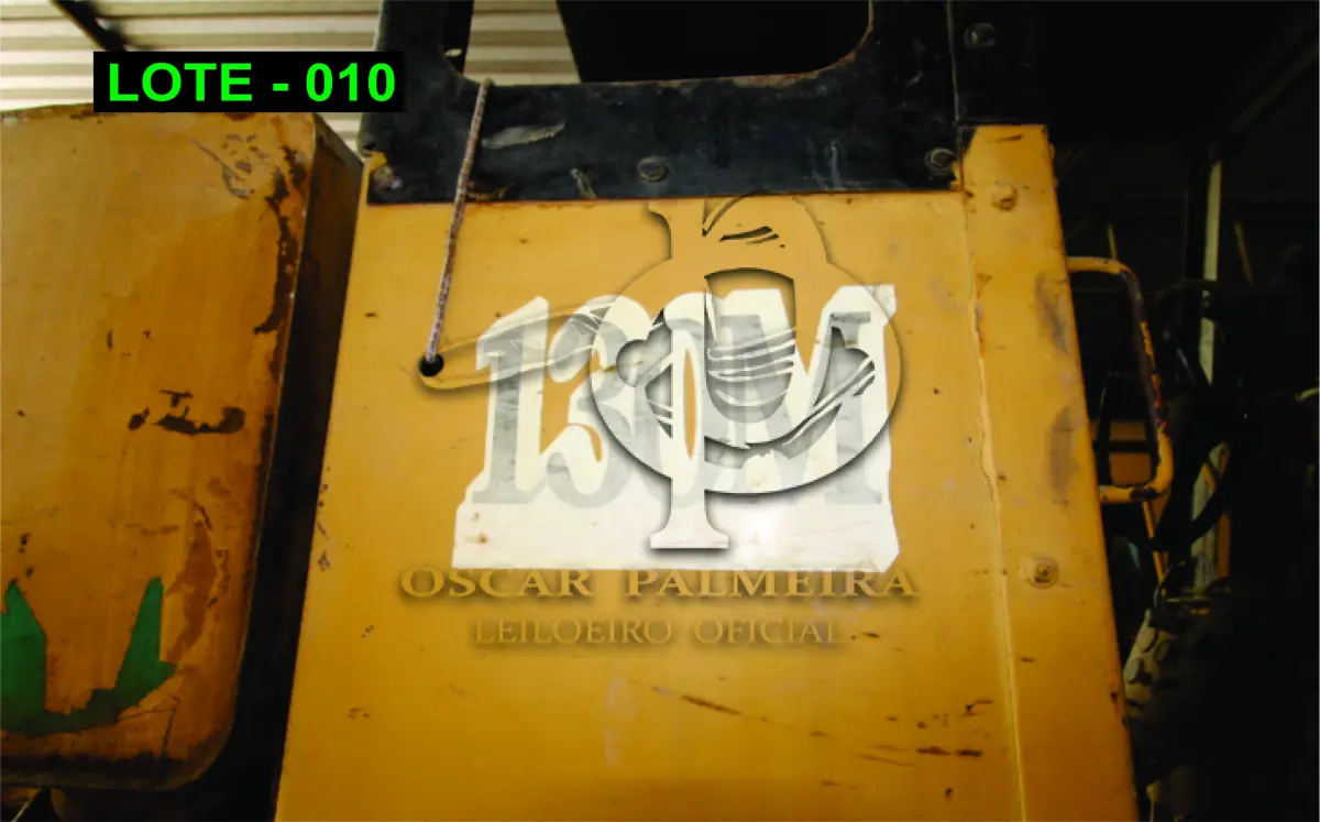 LOTE 010 - MÁQUINA - MOTONIVELADORA HUBER HWB 130M.