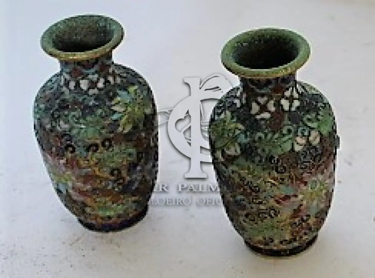 LOTE 302 - VASO