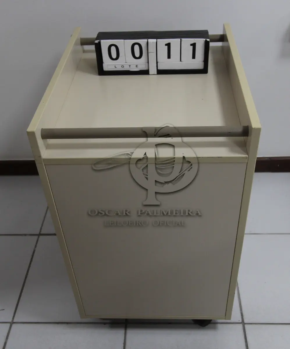 LOTE 011 - LOTE - 0011 - GAVETEIRO 3 GAVETAS