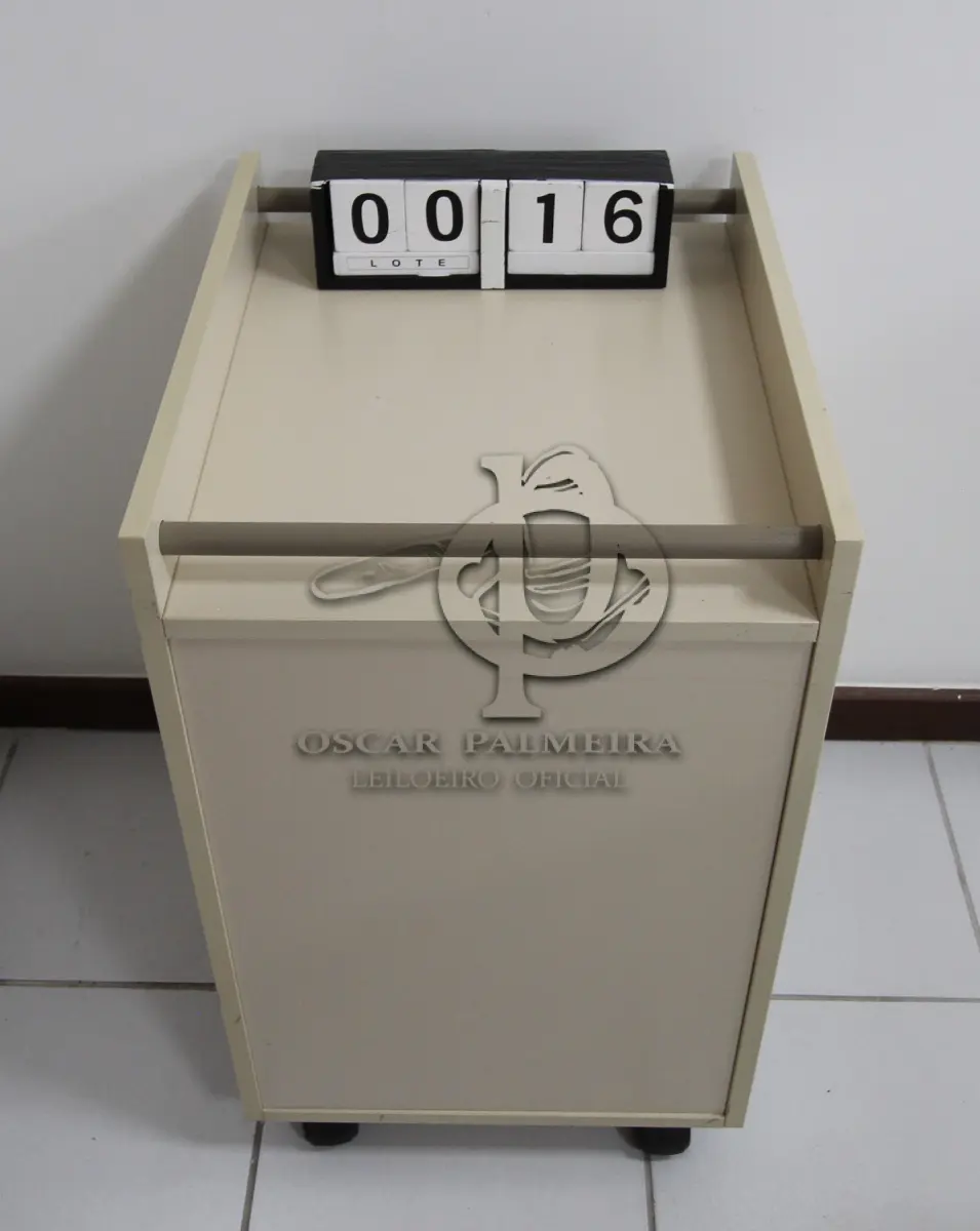 LOTE 016 - LOTE - 0016 - GAVETEIRO 3 GAVETAS