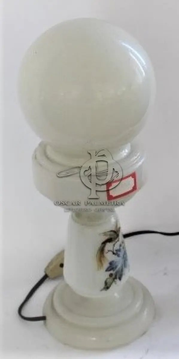 LOTE 142 - ABAJOUR