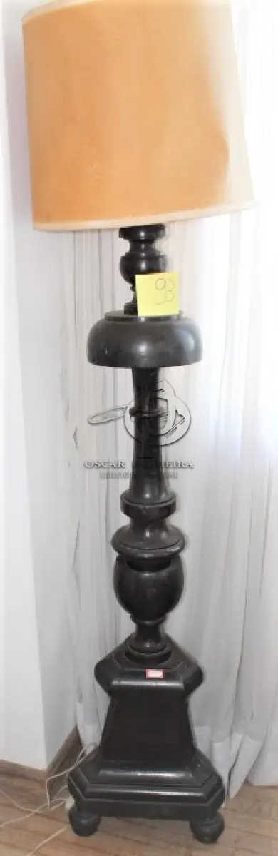 LOTE 093 - ABAJOUR