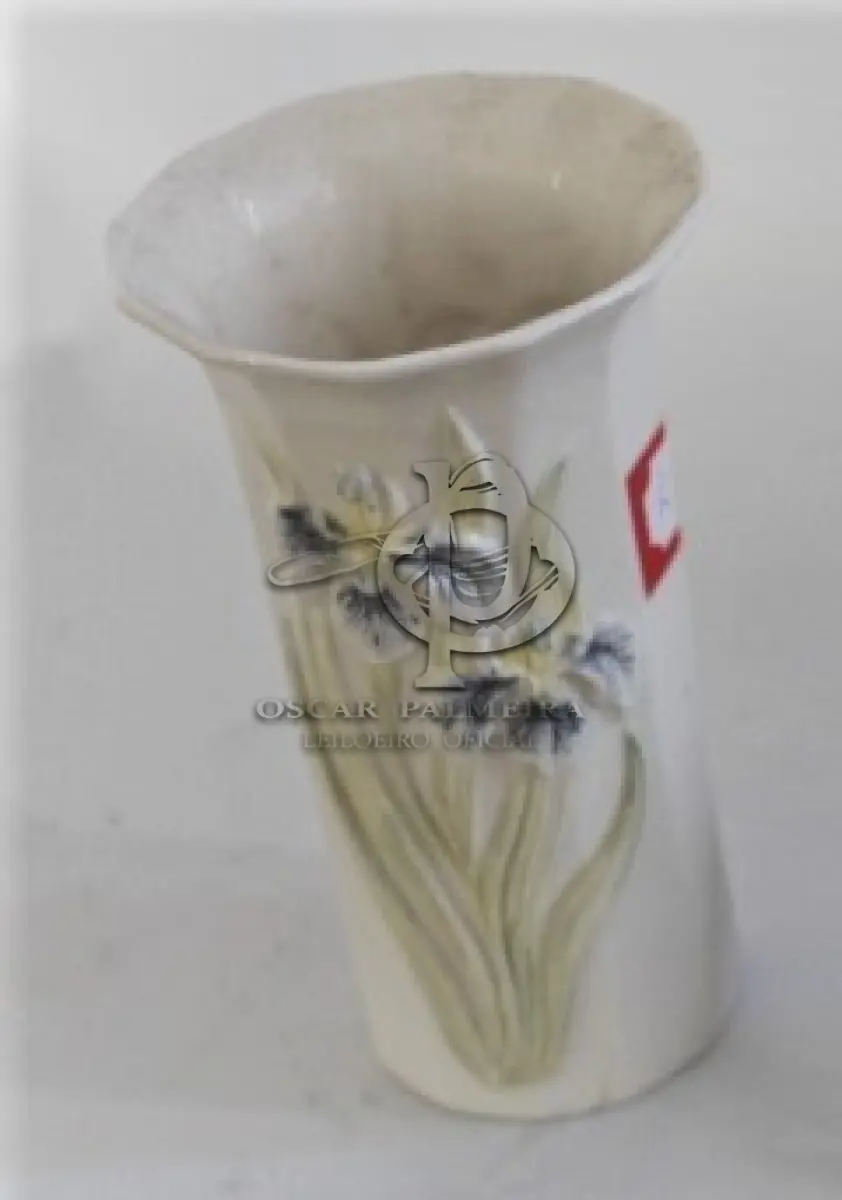 LOTE 131 - VASO
