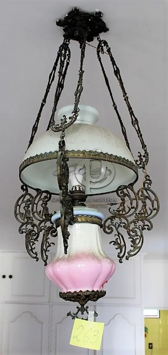 LOTE 263 - LUSTRE