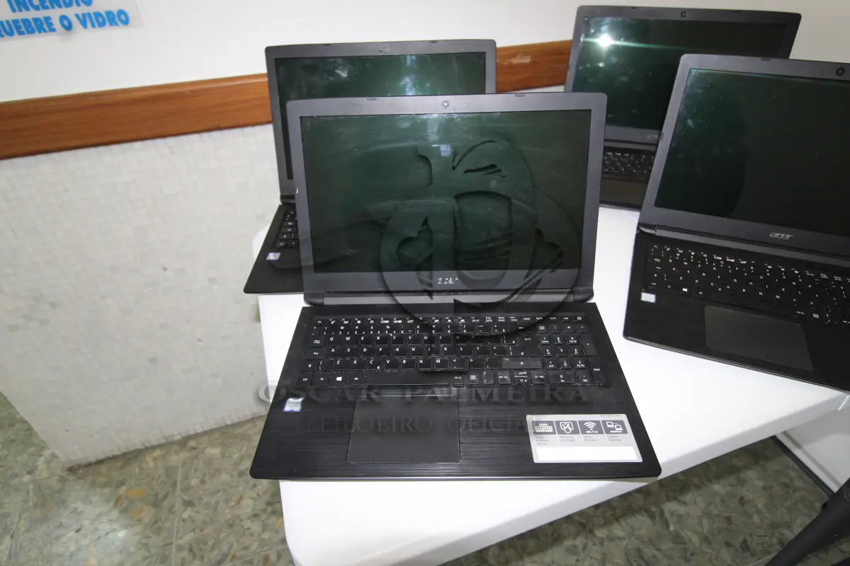 LOTE 004 - INFORMÁTICA - COMPUTADORES