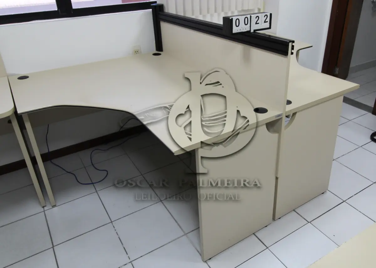 LOTE 022 - LOTE - 0022 - MESA EM L ESTAÇÃO DE TRABALHO CONJ. 2 PÇS.