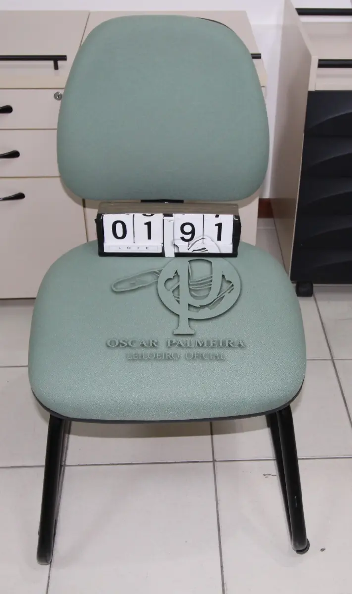 LOTE 191 - LOTE - 0191 - CADEIRA SECRETÁRIA FIXA S/ BRAÇO