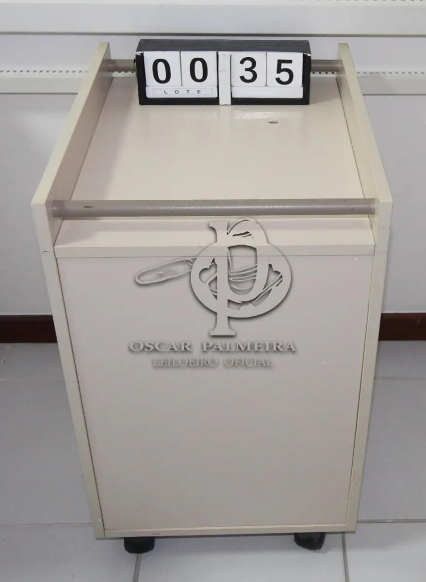 LOTE 035 - LOTE - 0035 - GAVETEIRO 3 GAVETAS