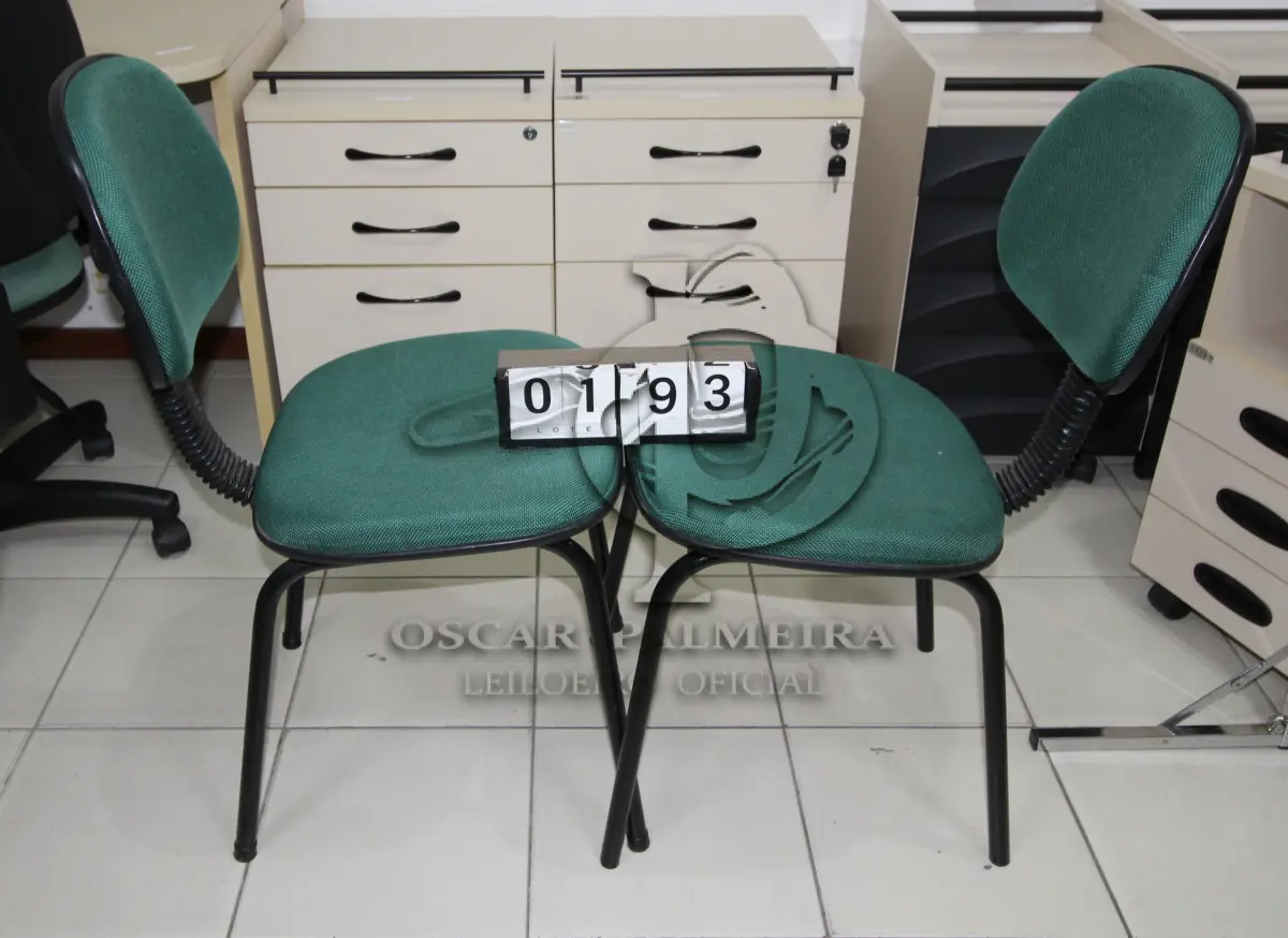 LOTE 193 - LOTE - 0193 - CADEIRA SECRETÁRIA FIXA S/ BRAÇO CONJ. 2 PÇS.