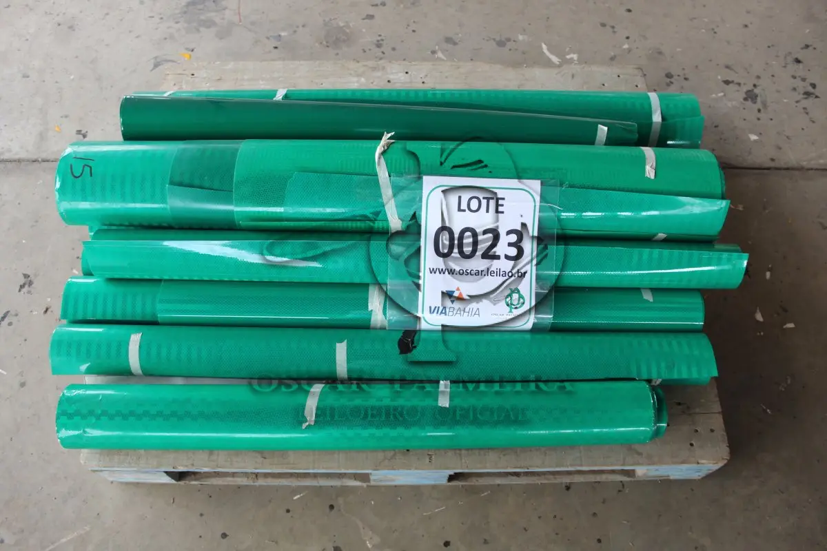 LOTE 023 - MATERIAL DIVERSO