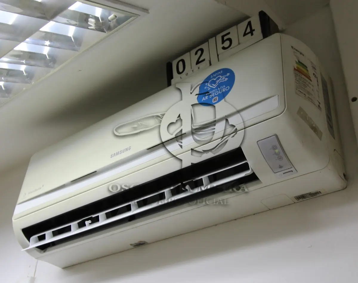 LOTE 254 - LOTE - 0254 - AR CONDICIONADO 12.000 BTU'S