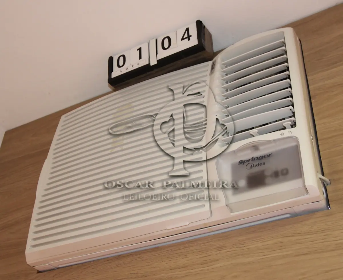 LOTE 104 - LOTE - 0104 - AR CONDICIONADO 18.000 BTU'S