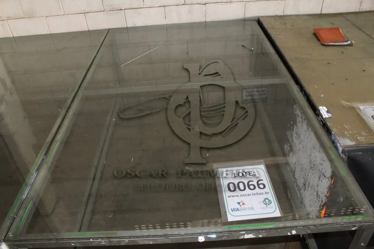 LOTE 066 - MATERIAL DIVERSO