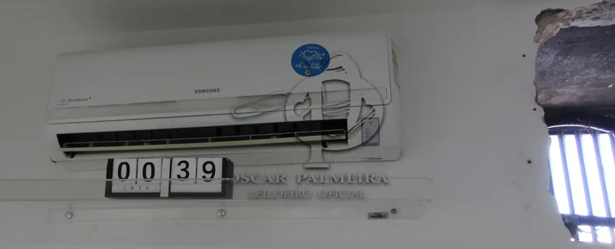 LOTE 039 - LOTE - 0039 - AR CONDICIONADO 18.000 BTU'S