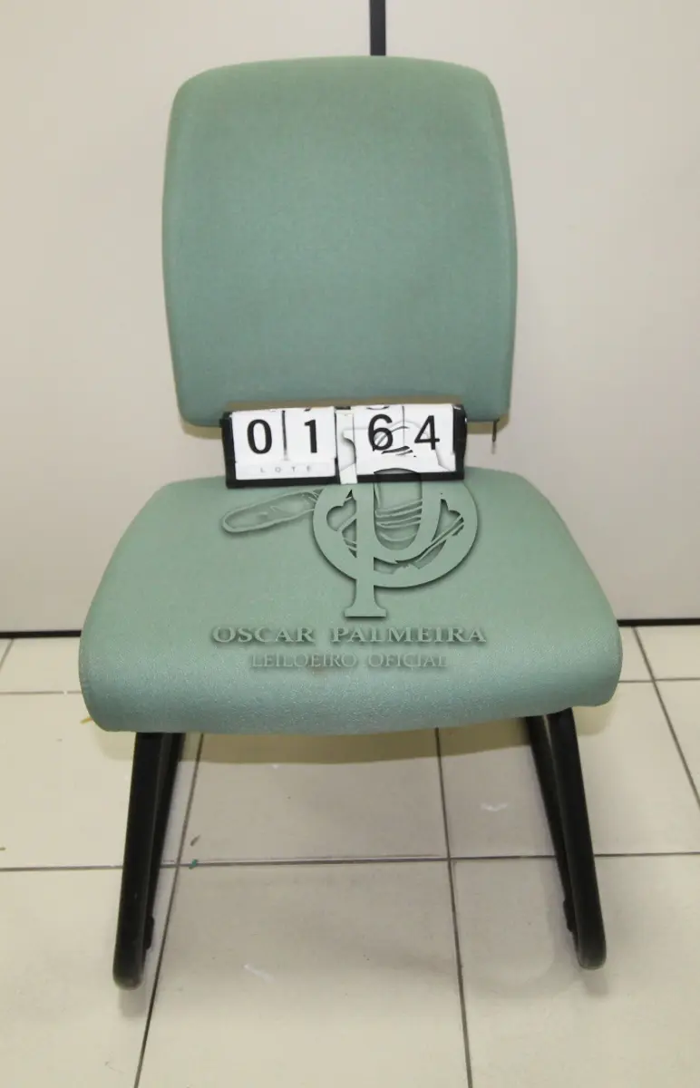 LOTE 164 - LOTE - 0164 - CADEIRA DIRETOR FIXA S/ BRAÇO