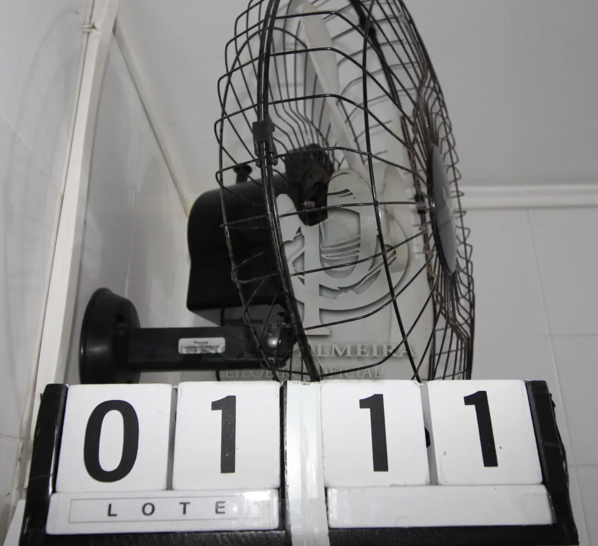 LOTE 111 - LOTE - 0111 - VENTILADOR DE PAREDE TURBO C/ REG. DE VELOCIDADE