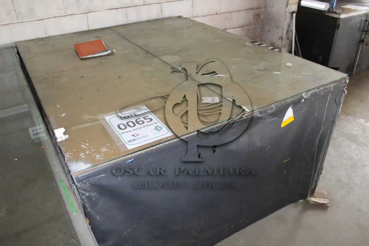 LOTE 065 - MATERIAL DIVERSO