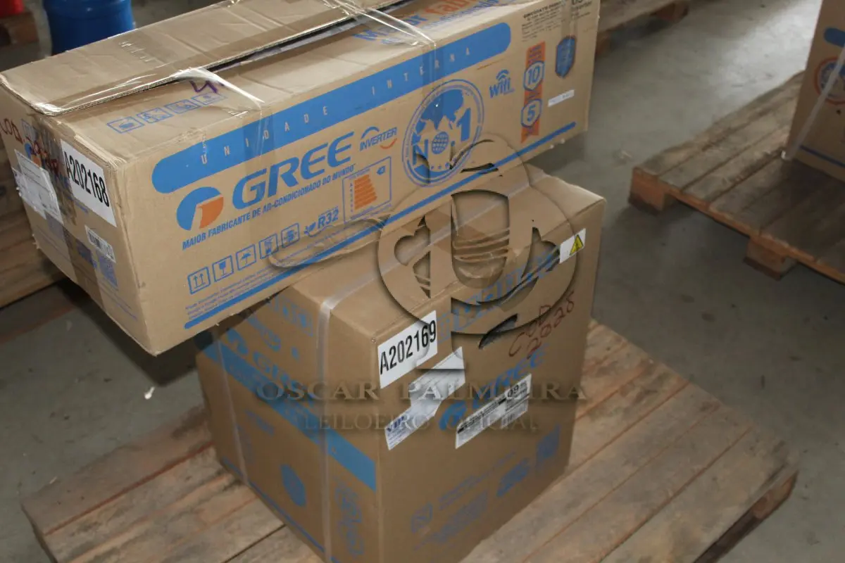 LOTE 076 - MATERIAL DIVERSO