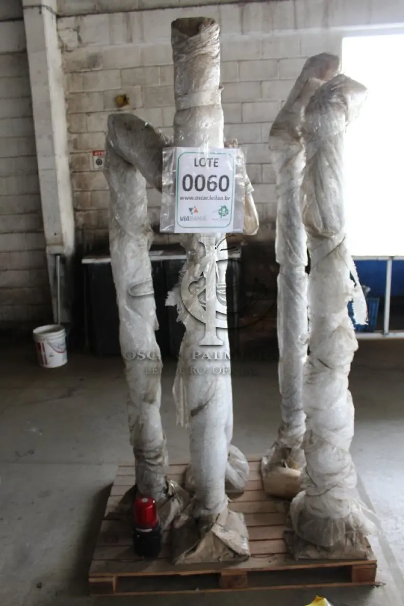 LOTE 060 - MATERIAL DIVERSO