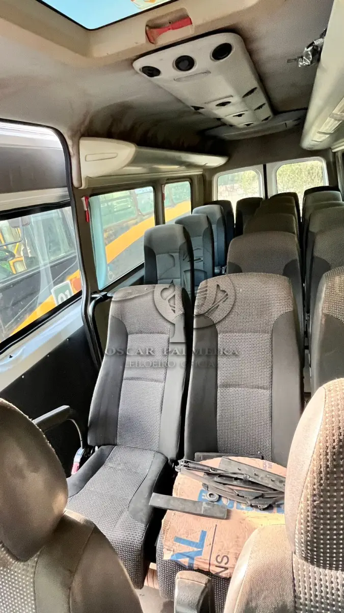 LOTE 009 - SPRINTER MERCEDES BENZ 515 - 2013/2014