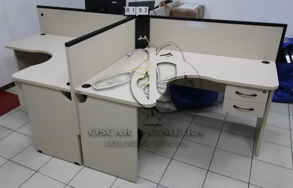 LOTE 153 - LOTE - 0153 - MESA EM L ESTAÇÃO DE TRABALHO CONJ. 2 PÇS.
