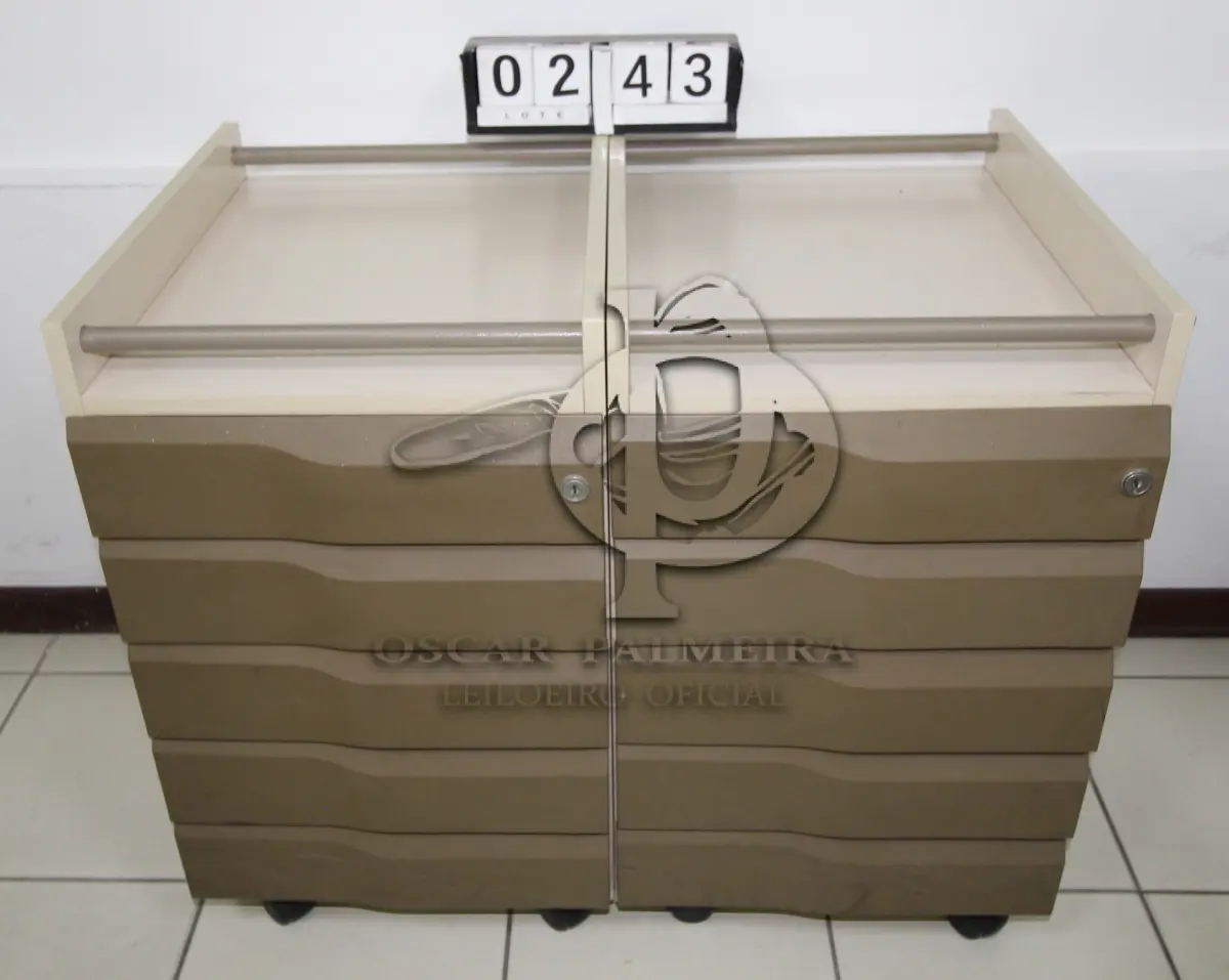 LOTE 243 - LOTE - 0243 - GAVETEIRO 3 GAVETAS CONJ. 2 PÇS.