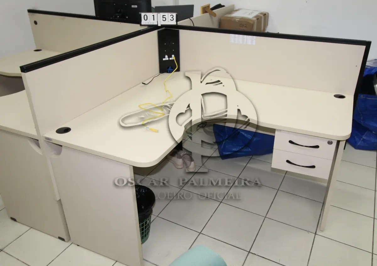 LOTE 153 - LOTE - 0153 - MESA EM L ESTAÇÃO DE TRABALHO CONJ. 2 PÇS.