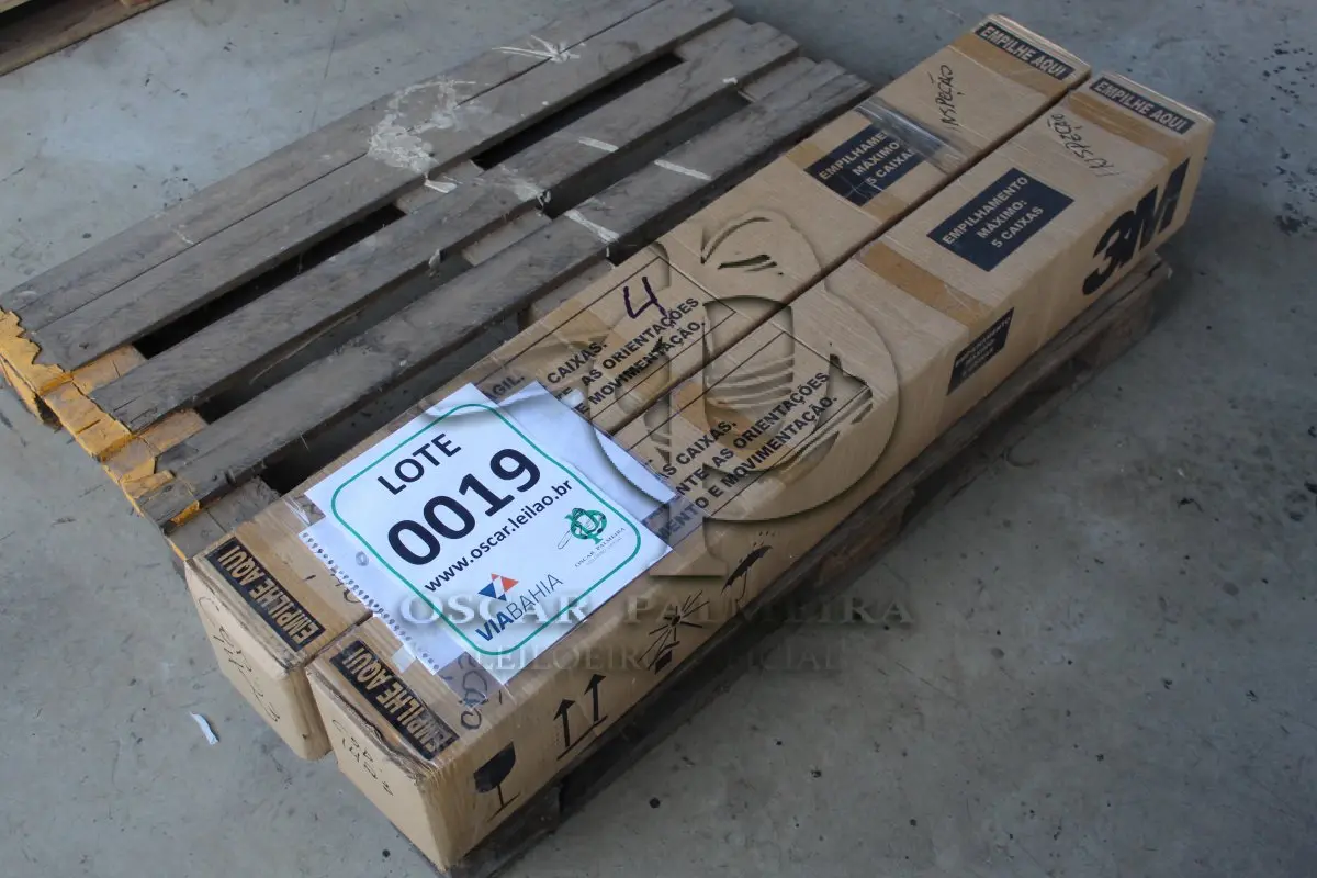 LOTE 019 - MATERIAL DIVERSO