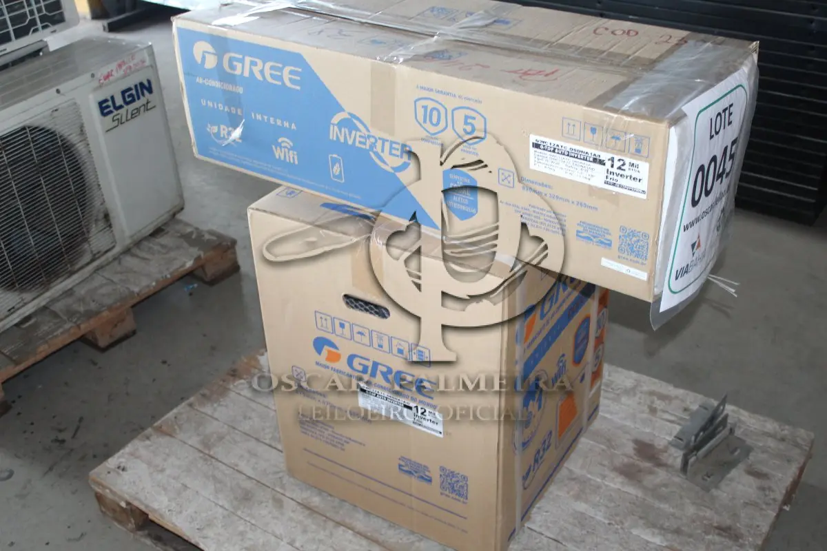 LOTE 045 - MATERIAL DIVERSO