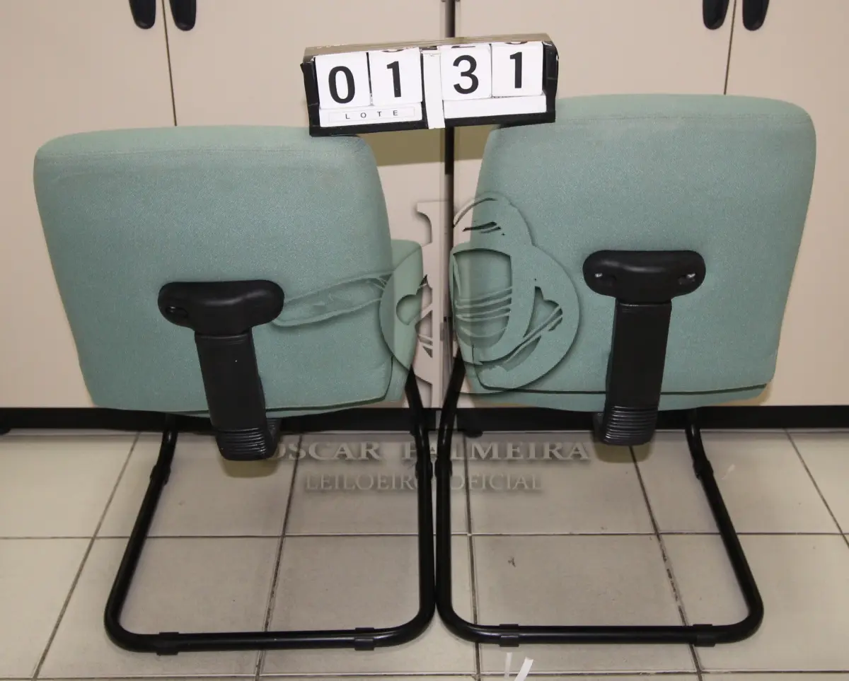 LOTE 131 - LOTE - 0131 - CADEIRA SECRETÁRIA FIXA S/ BRAÇO CONJ. 2 PÇS.