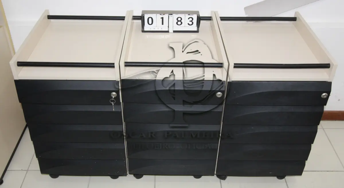 LOTE 183 - LOTE - 0183 - GAVETEIRO 3 GAVETAS CONJ. DE 3 PÇS.