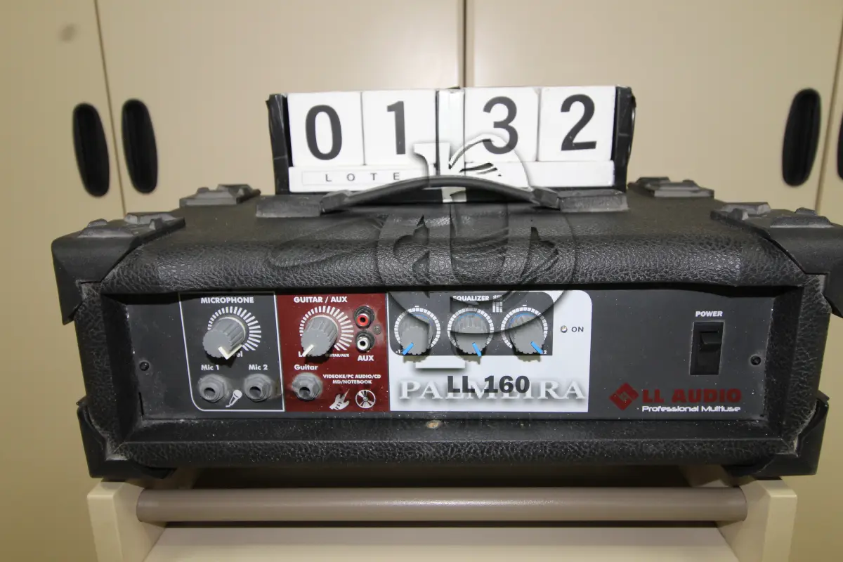 LOTE 132 - LOTE - 0132 - AMPLIFICADOR LL 160 35 W